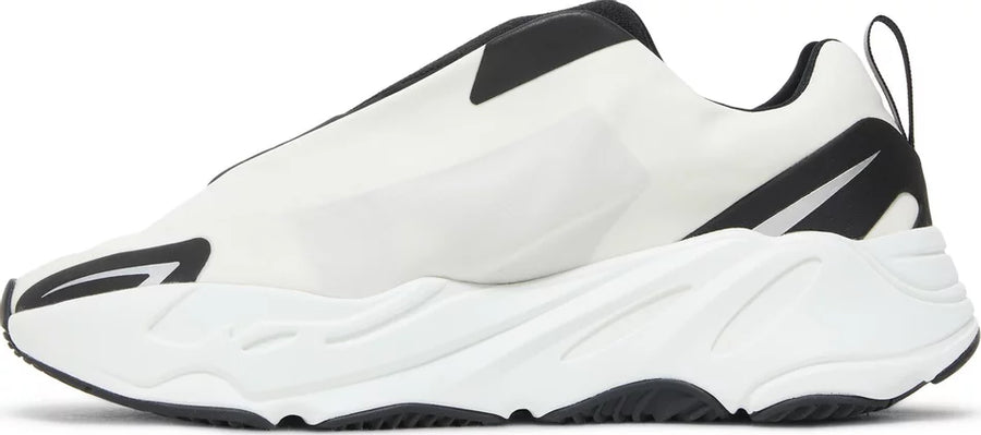 Yeezy Boost 700 MNVN Laceless Analog