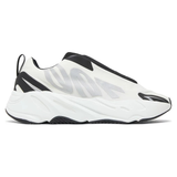Yeezy Boost 700 MNVN Laceless Analog