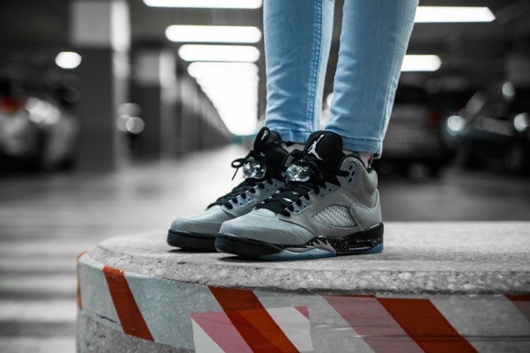 Air Jordan 5: Kultowy sneaker dla maniaków butów