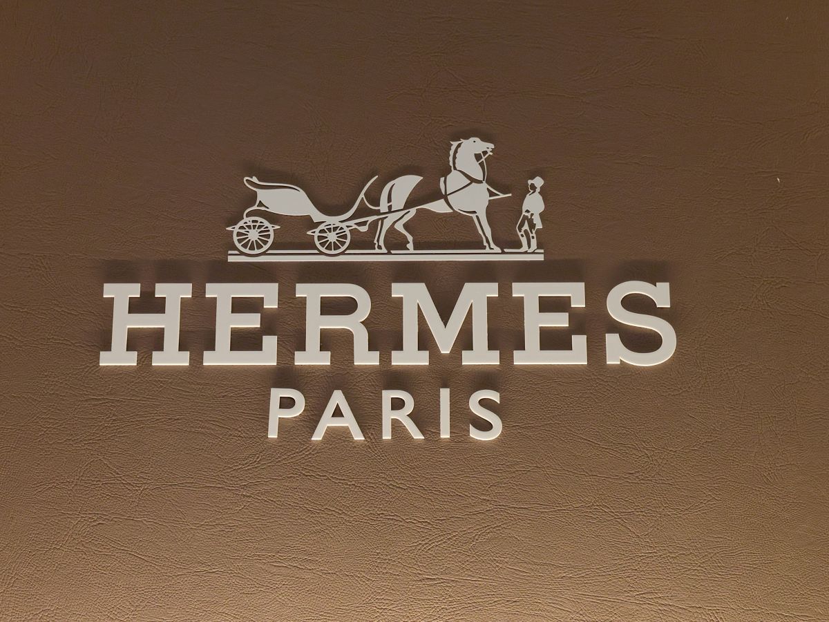 Hermes: Epitomą luksusu i elegancji