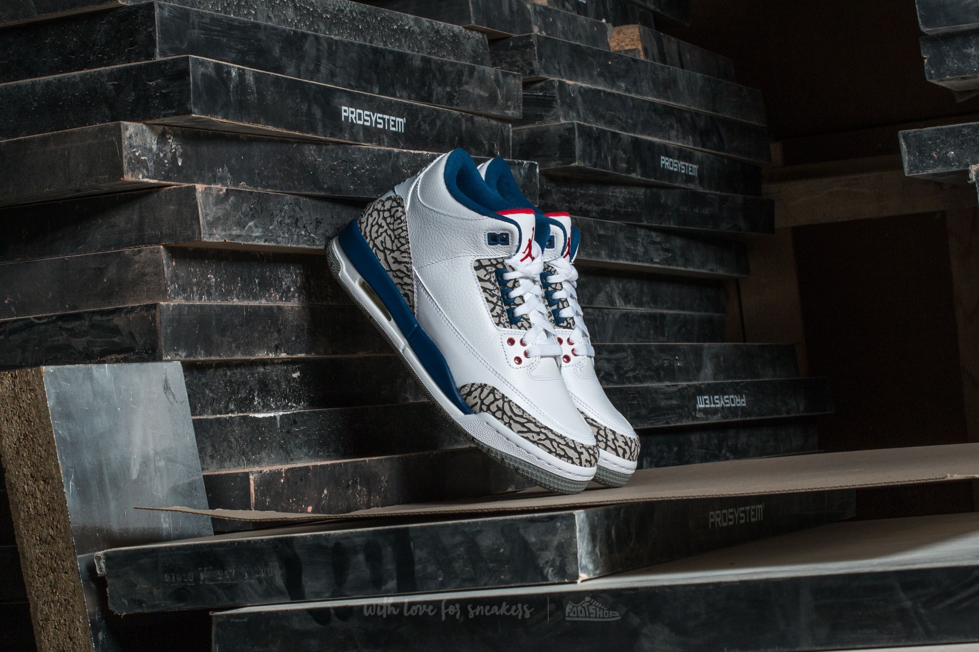 Air Jordan 3: Warum sie ein Must-Have für jeden Streetwear-Fan sind?