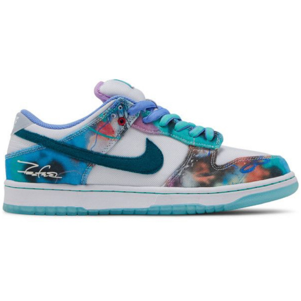 Nike SB Dunk Low x Futura Laboratories