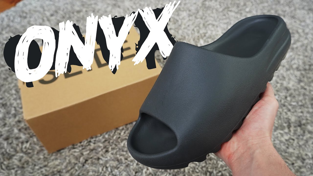 Yeezy Slide Onyx: Stylowe i Komfortowe Buty na Każdą Okazję