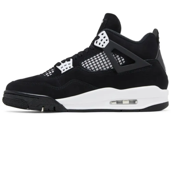 Air Jordan 4 Retro White Thunder 2