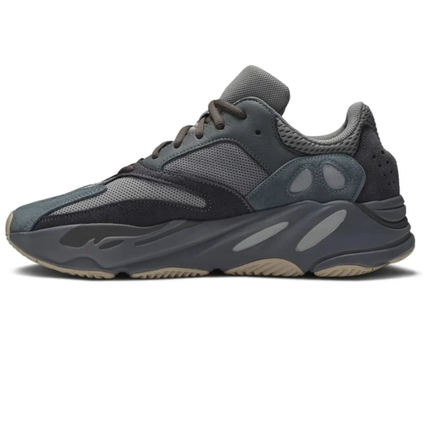 Yeezy Boost 700 Teal Blue 2