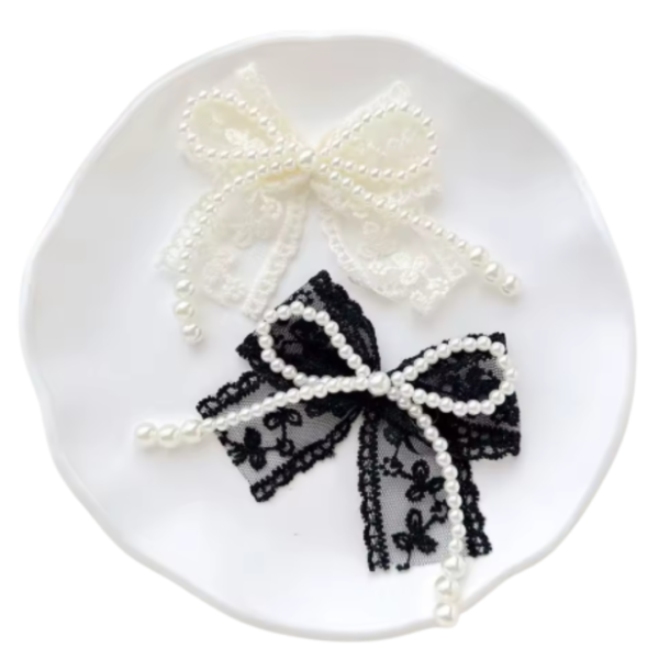 Zestaw-ozdób-do-butów-z-koronką_-perłami-i-kokardką